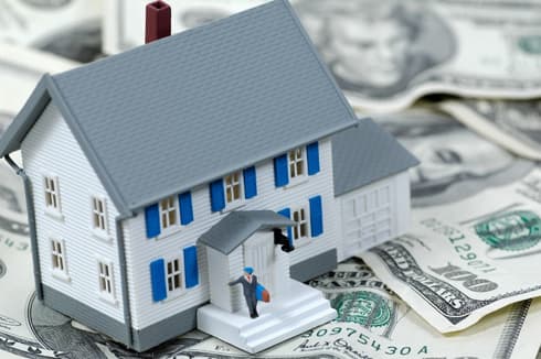 Pros & Cons of Refinancing a Mortgage